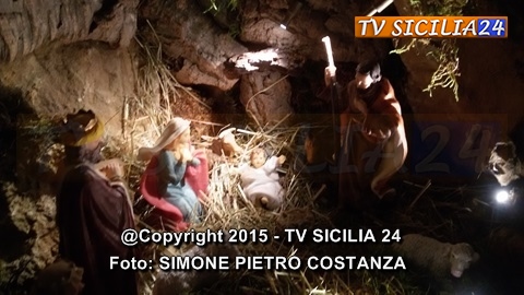 07-12-2015 - ARAGONA - Presepe Natalizio - Via Bellini (1)